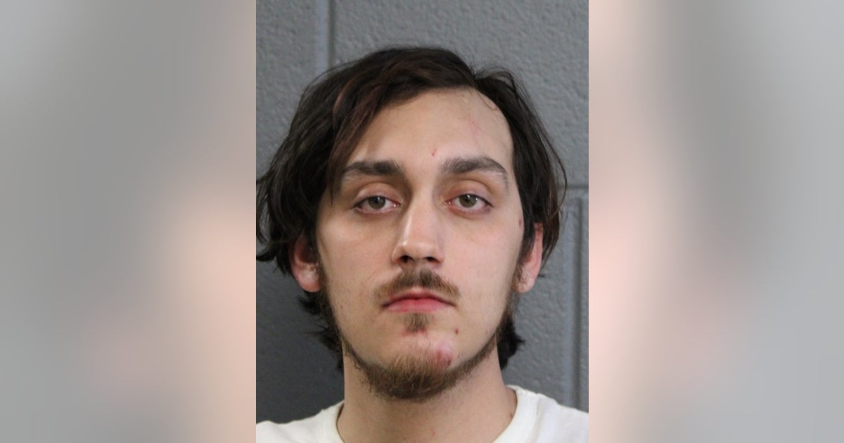 Chicago man arrested 2 months after armed robbery of Southwest Side business