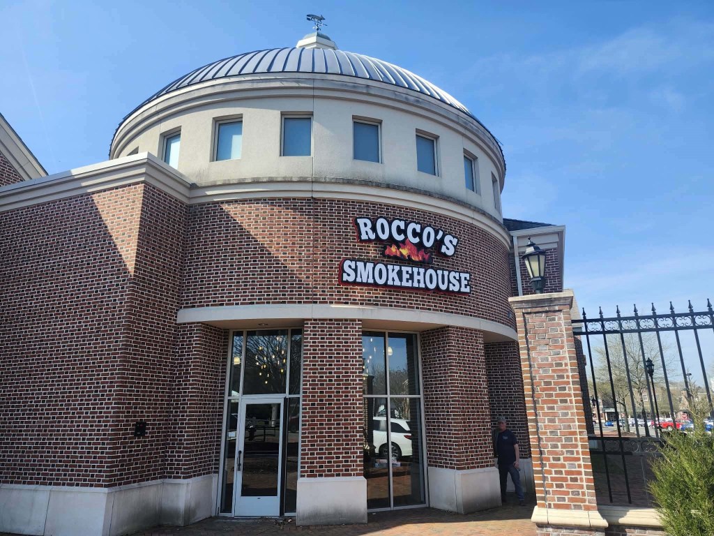 Rocco’s Smokehouse Grill to reopen in temporary location – Daily Press