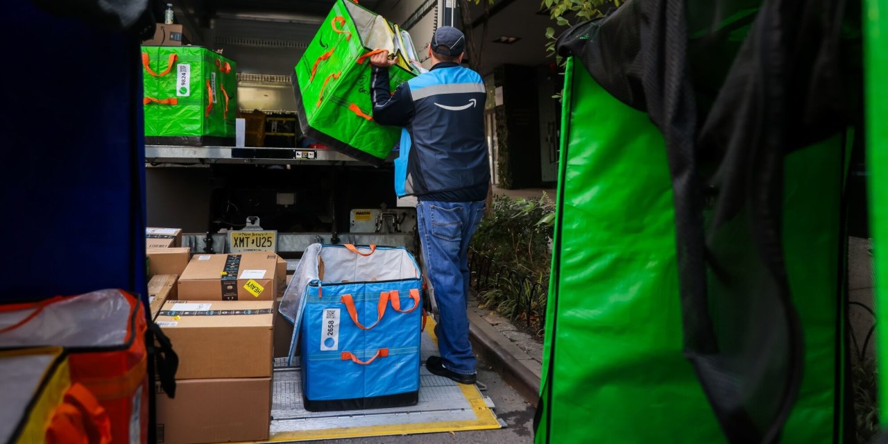 Amazon’s Win Against Perplexity Kicks AI Shopping Wars Into High Gear