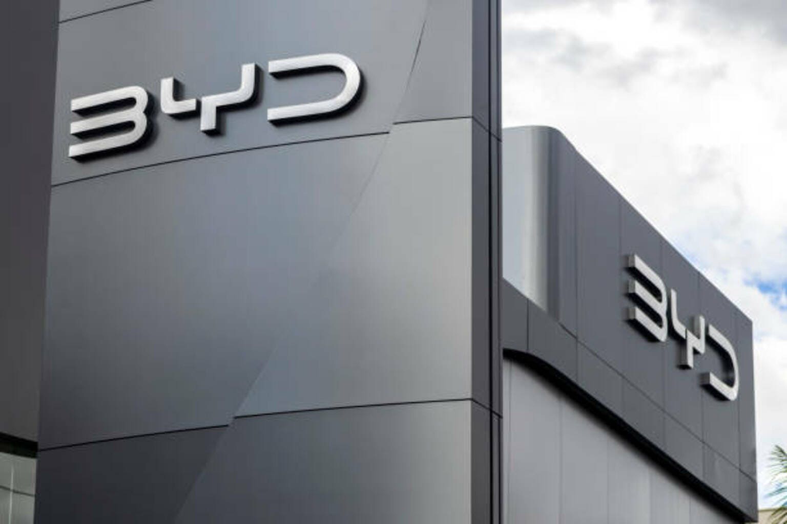 BYD Tech Advances, Interest In Racing Are Clues To Further International Expansion