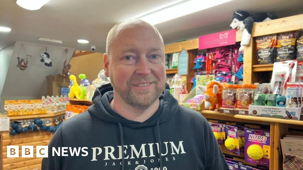 Castlederg: Businesses say regeneration construction work impacting trade