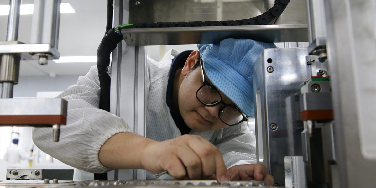 China's Brightest Graduates Are Heading Into Manufacturing