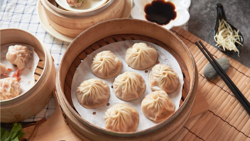 Chinese restaurant among the new businesses in the north suburbs