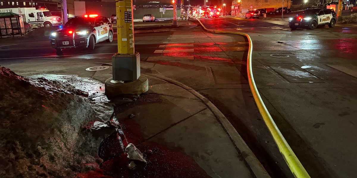 Duluth crews fight fire at Hillside neighborhood business