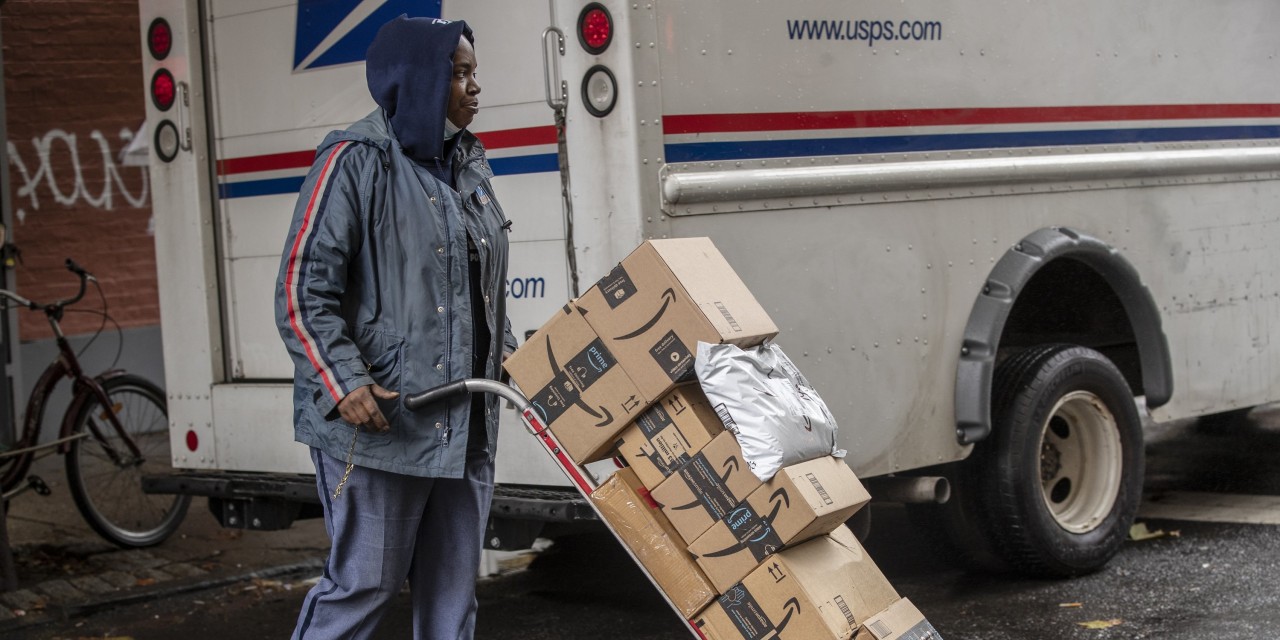 Exclusive | Amazon Plans Drastic Cut in Packages Sent Via Already-Struggling Postal Service