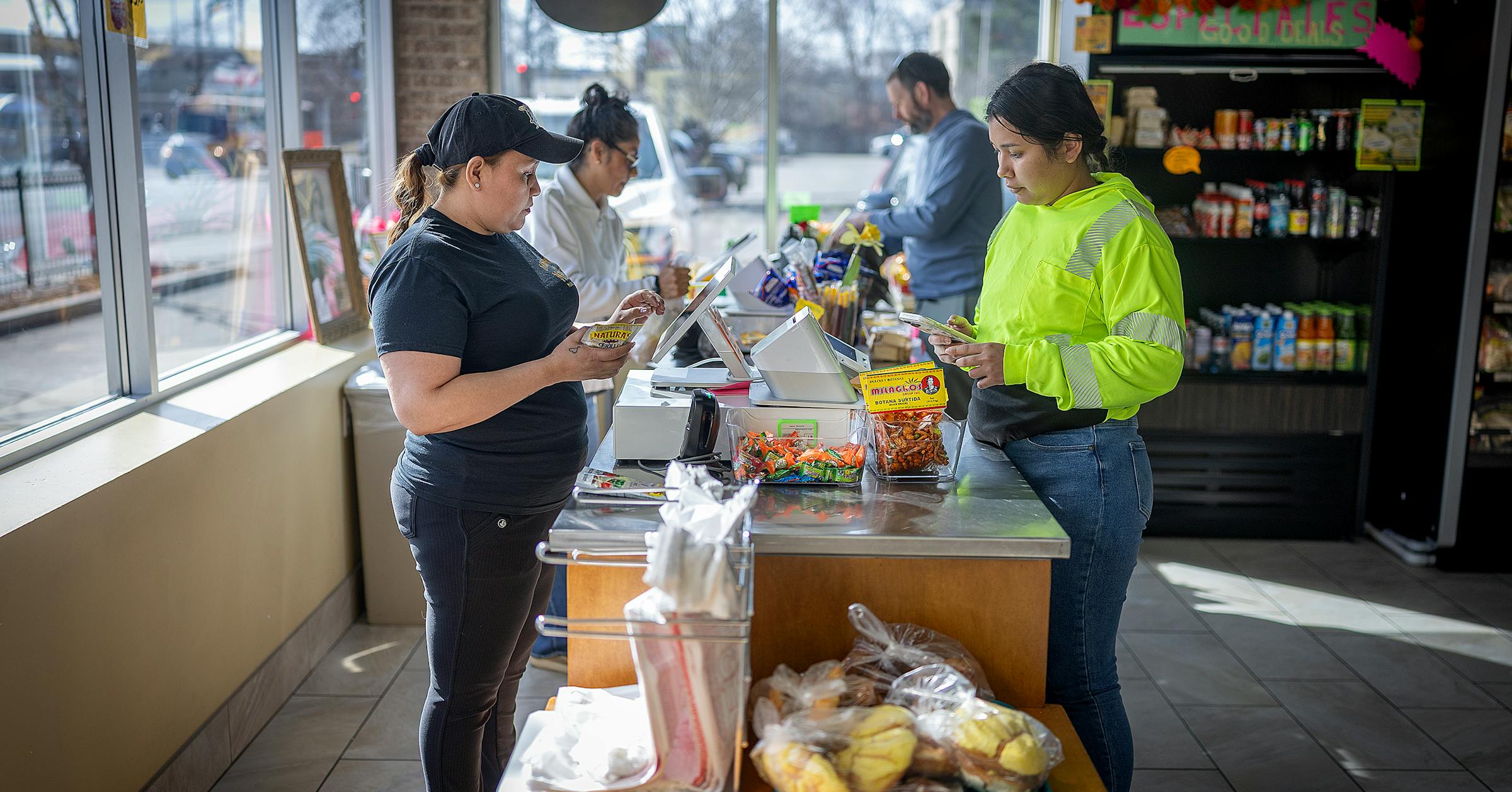 Fuel surcharges from war in Iran harm Minneapolis small business recovery