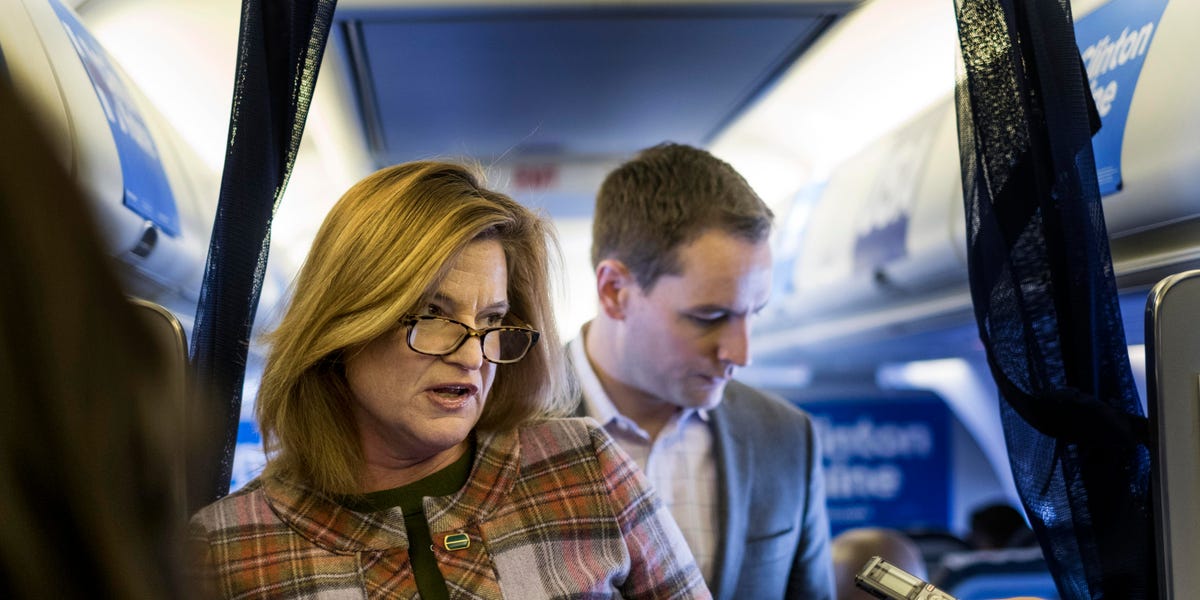 Inside the Competitive Business of Flying Political Candidates