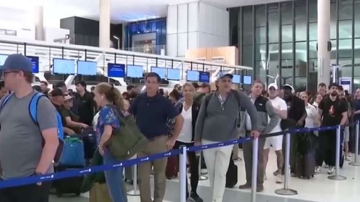 Man's joke about standing in TSA lines turns into potential business idea