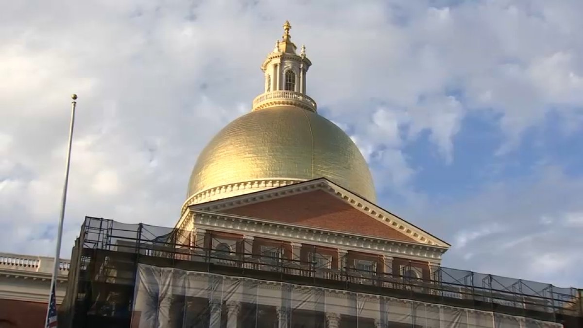 Massachusetts State House power outage stalls business Thursday – NBC Boston