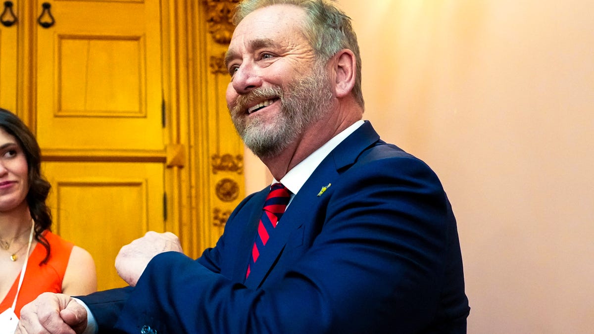 Ohio couple accused of using fake dog rescue to bankroll business