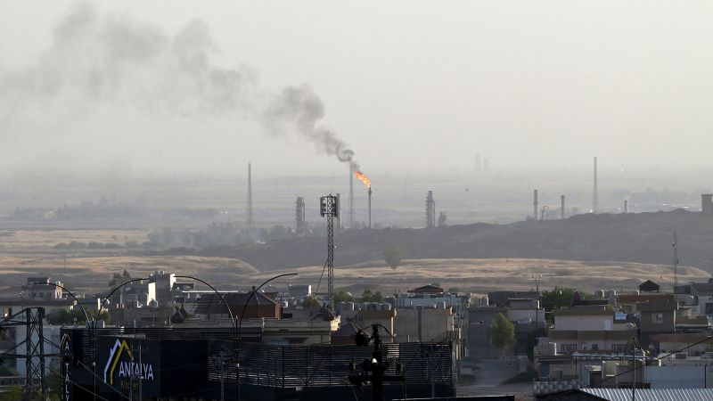 Oil prices hold steady even as Iraq resumes some exports via Turkey