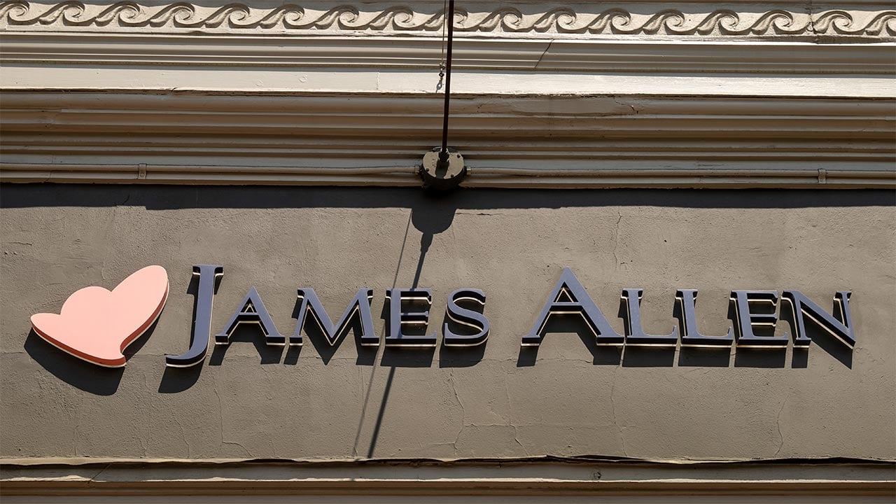 Signet to Close James Allen E-Commerce Site