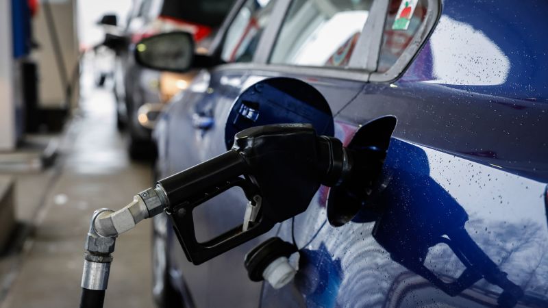 When will gas prices at the pump start to fall?