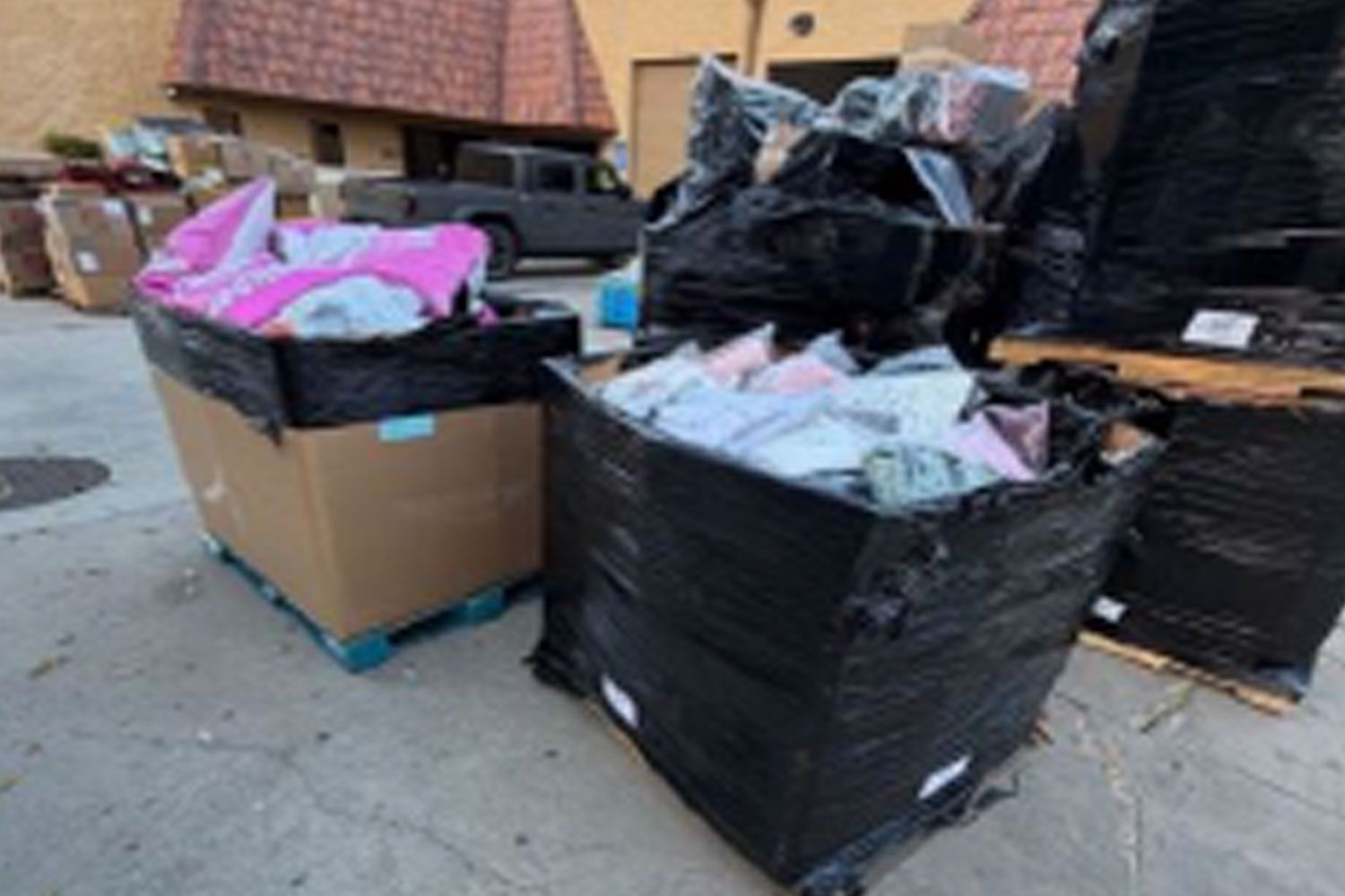 $1M in Stolen Clothing from Brands Like SKIMS and Alo Recovered from Fraud 'E-Commerce Scheme': Police