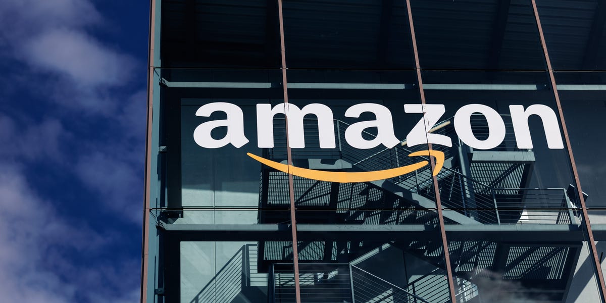 Amazon to Add 3.5% Surcharge for Sellers As Oil Prices Rise