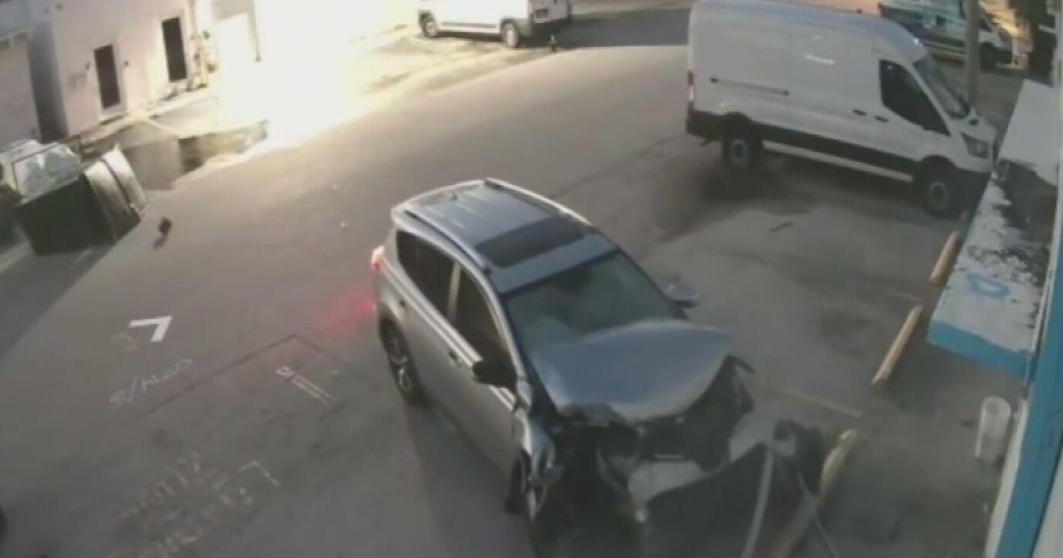 Future uncertain for Oakland Park business after car slams into building