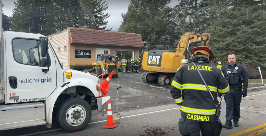 Owner of Enfoque Images devastated after her business building collapses