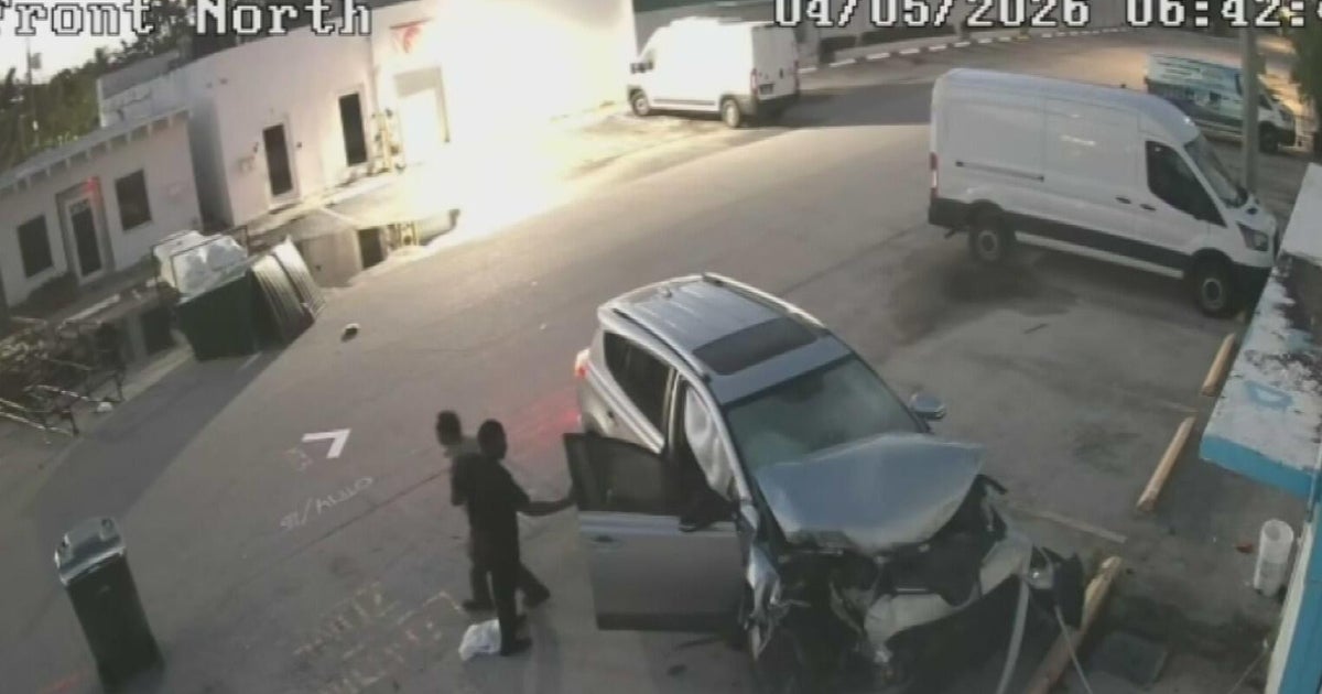 Shocking crash caught on camera: Car slams into Oakland Park business