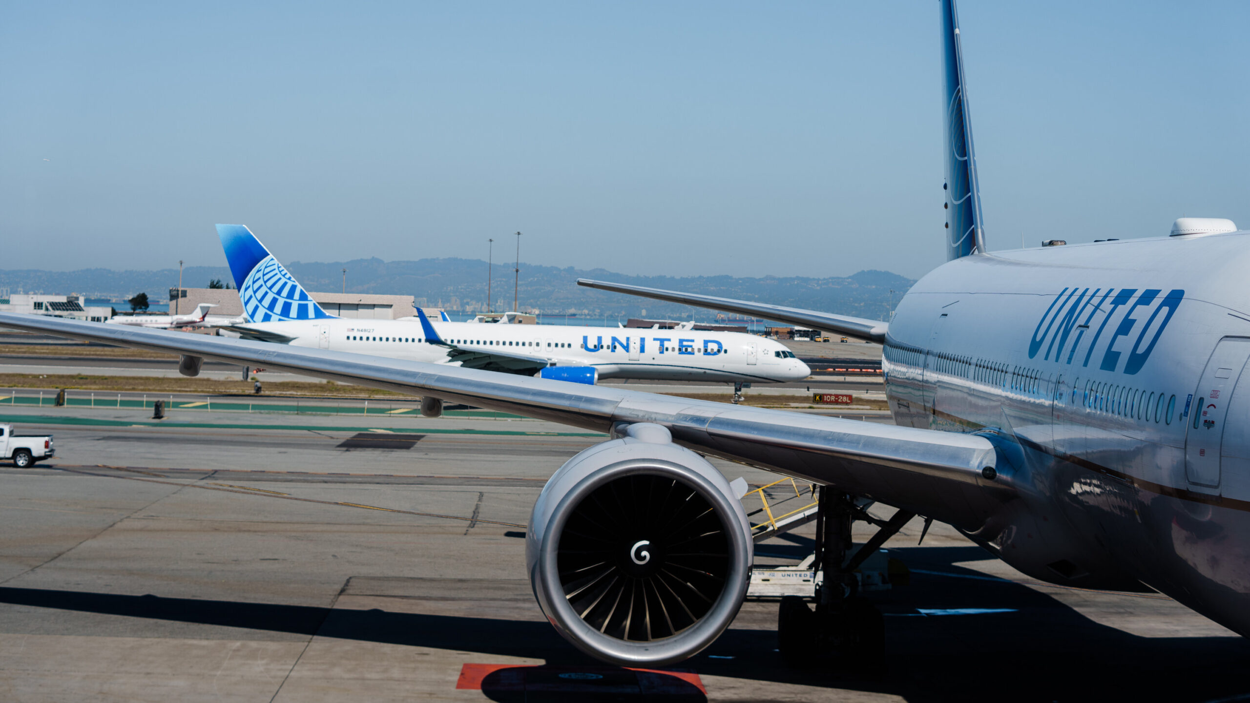 United to Offer No-Frills Fares in Its Premium Cabins